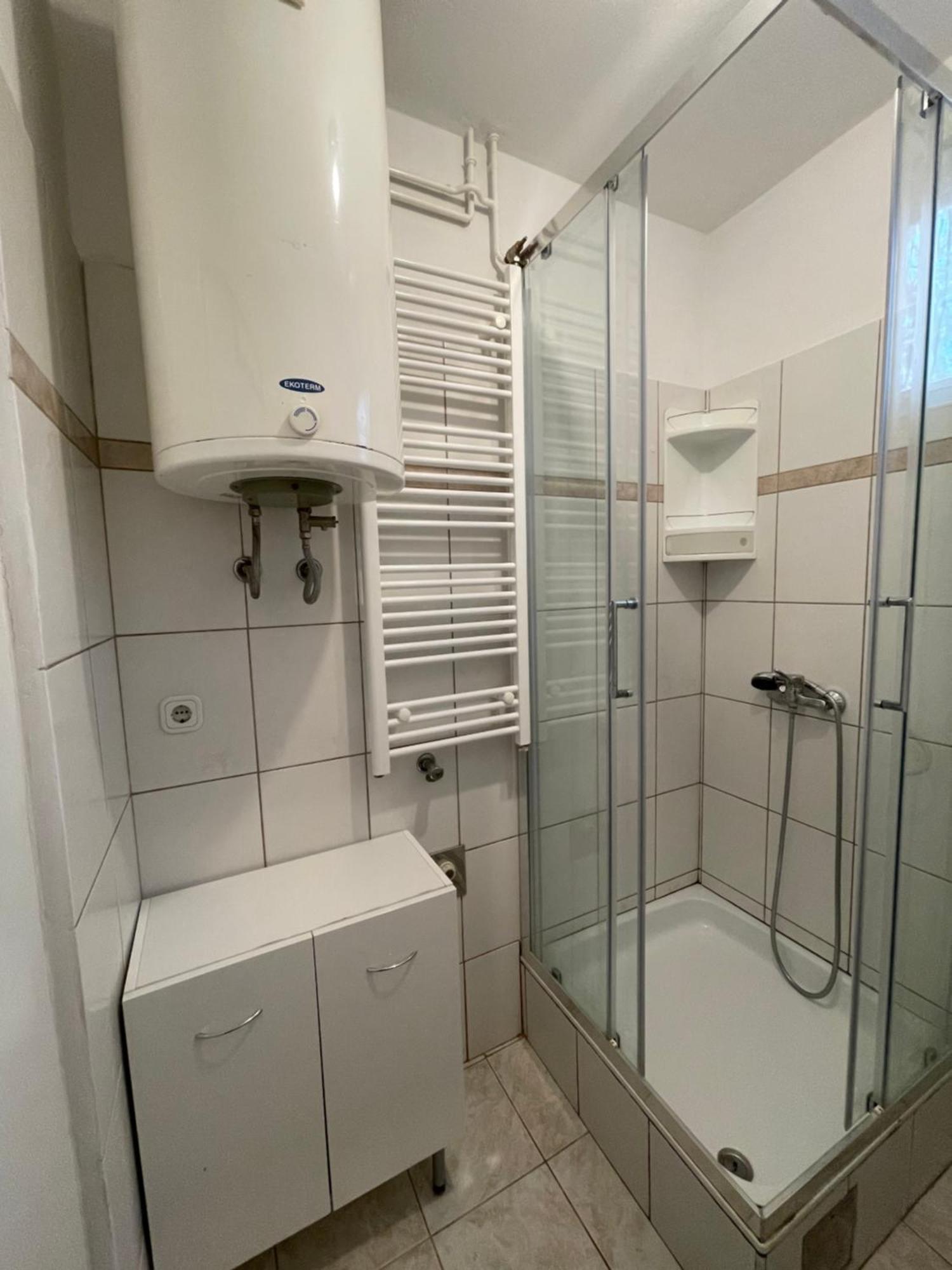 מאנדרה Apartmani Stambuk מראה חיצוני תמונה