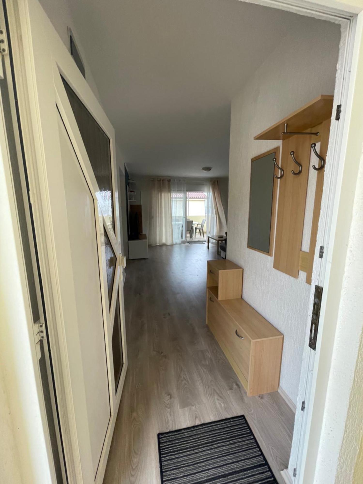 מאנדרה Apartmani Stambuk מראה חיצוני תמונה