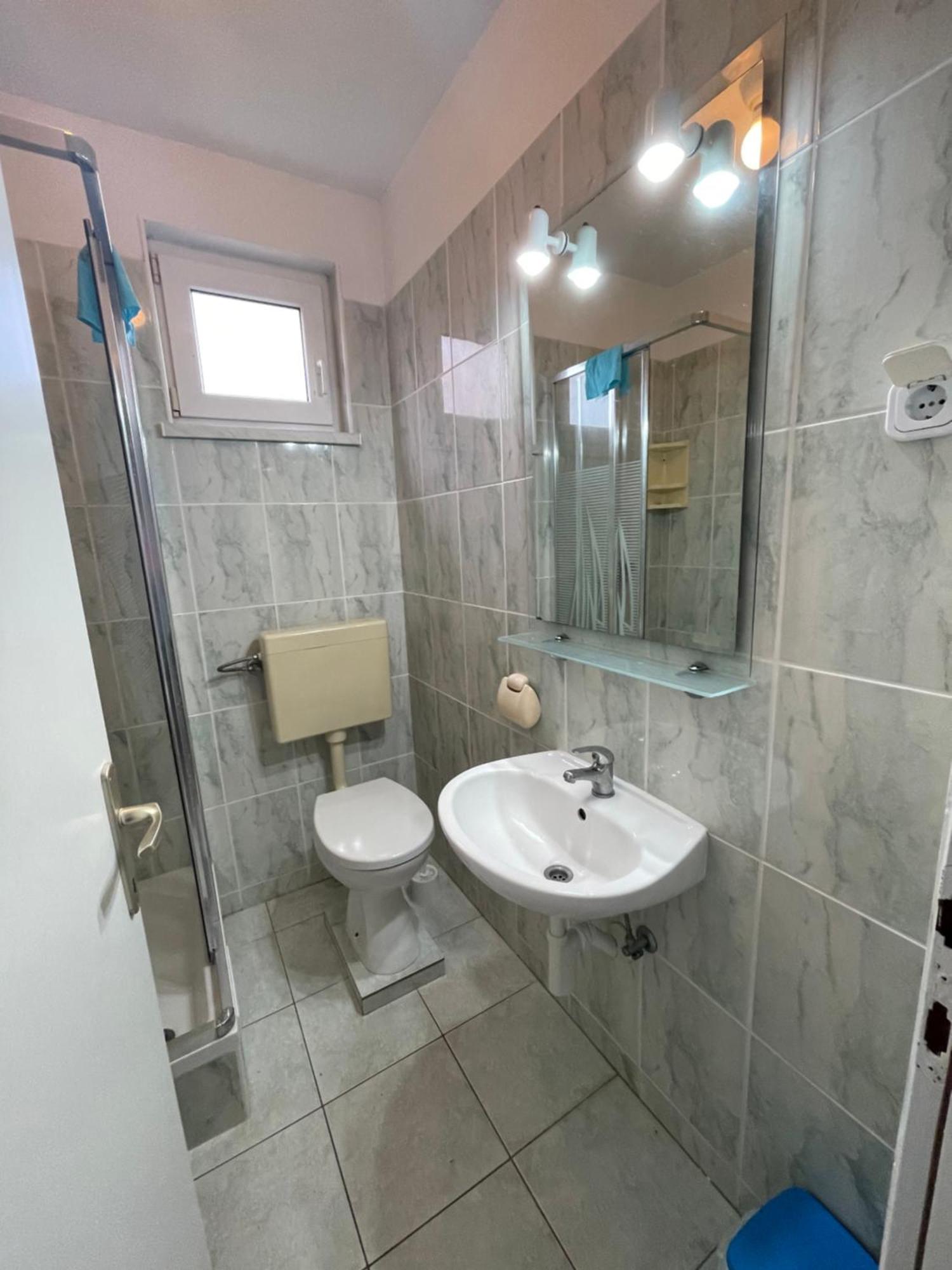 מאנדרה Apartmani Stambuk מראה חיצוני תמונה